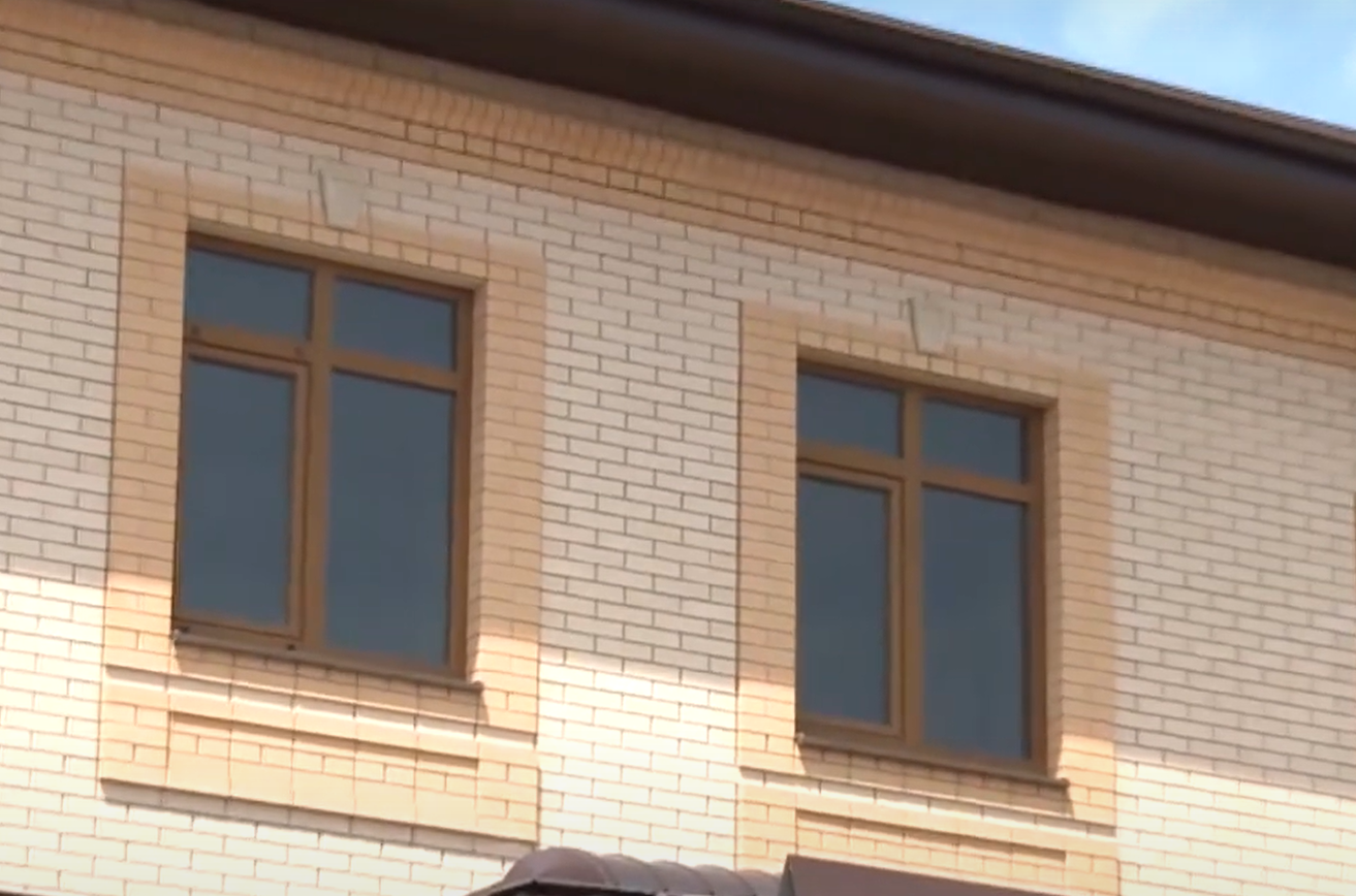 https://kislovodsk.delaem-okna.ru/storage/app/uploads/public/63f/453/ed1/63f453ed120c2202051549.png